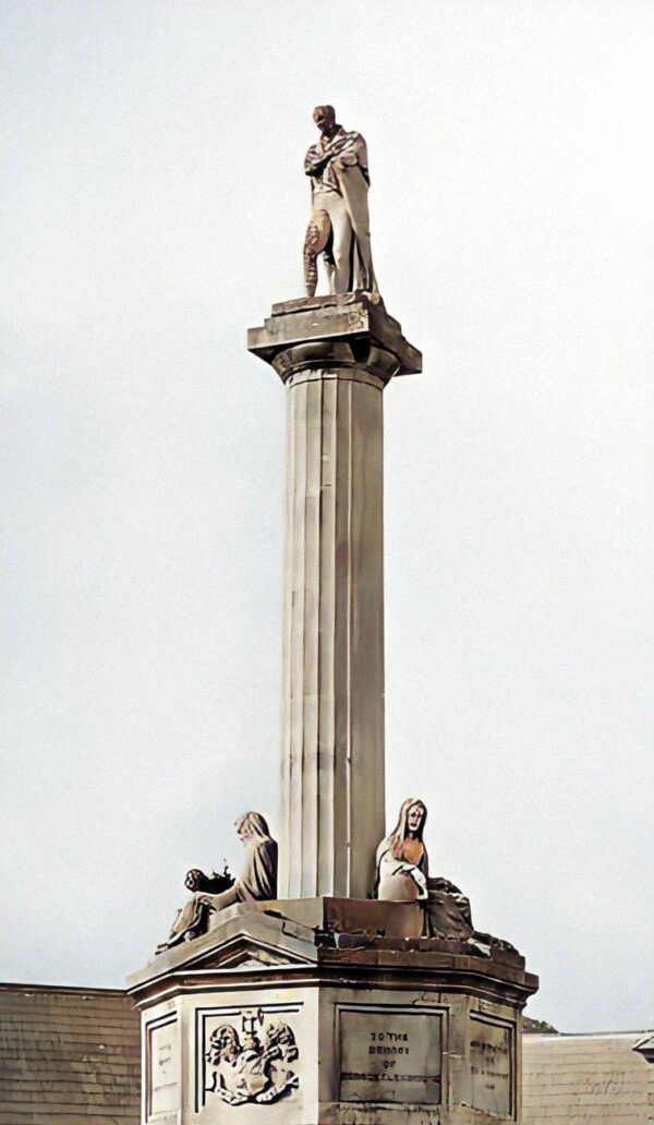 Glendenning Monument, The Octagon, Westport